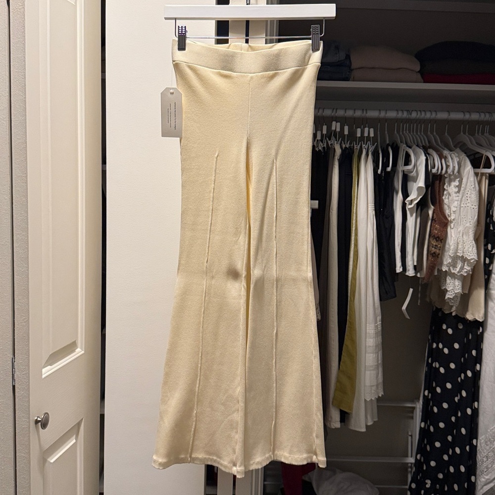 DONNI The Rib Kick Flare in Crème NWT - Picture 7 of 8